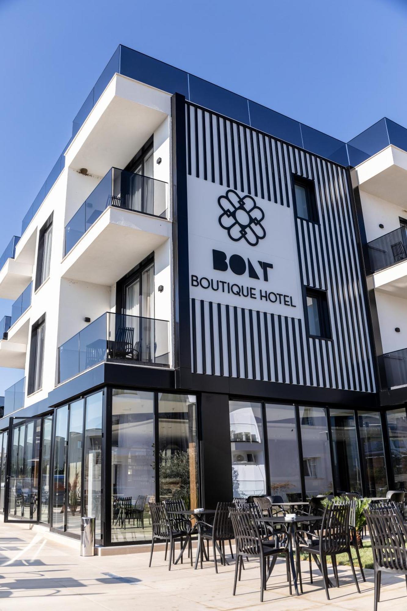 Bolt Boutique Hotel Lezhë Exterior foto