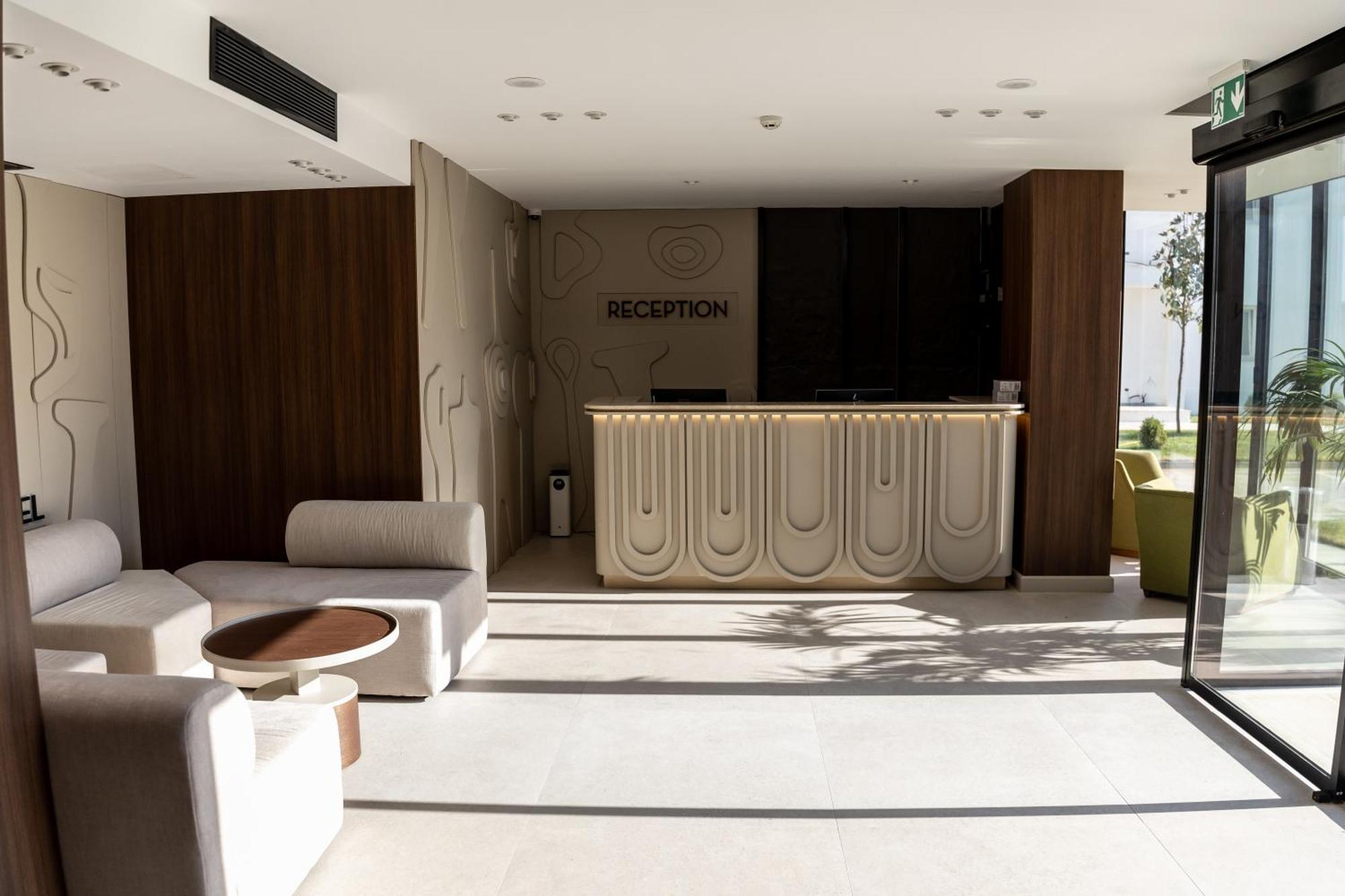 Bolt Boutique Hotel Lezhë Exterior foto